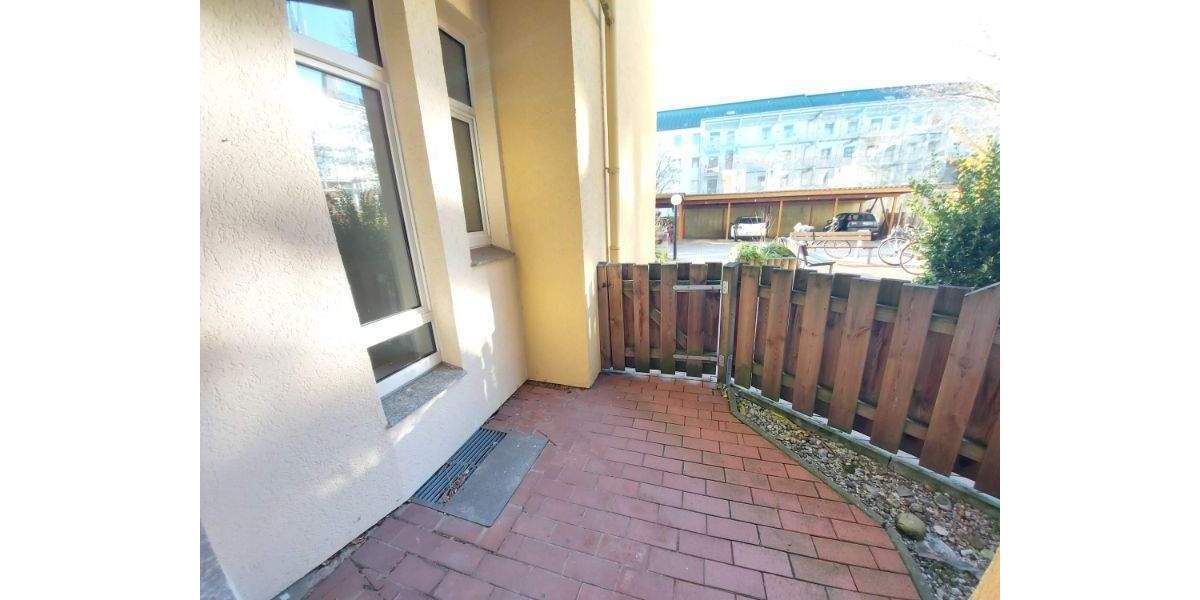 Etagenwohnung Bremerhaven Lehe - 3 Zimmer, 89 m&sup2;, 570&euro; | Angebot:25699021
