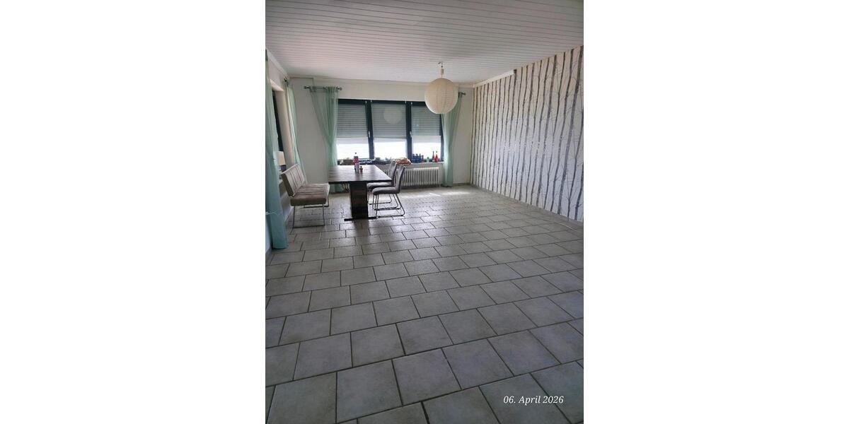 Erdgeschoßwohnung Hollenstedt - 4 Zimmer, 125 m&sup2;, 1.250&euro; | Angebot:26050375