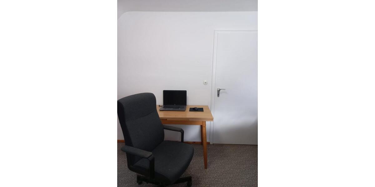 Wohnen auf Zeit Karlsruhe Knielingen - 13 Zimmer, 13 m&sup2;, 445&euro; | Angebot:25370074