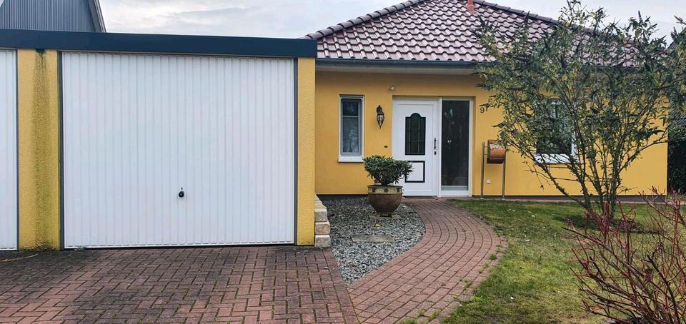 ab 1 Monat möbliertes Einfamilienhaus, Garten in RastedeNethen