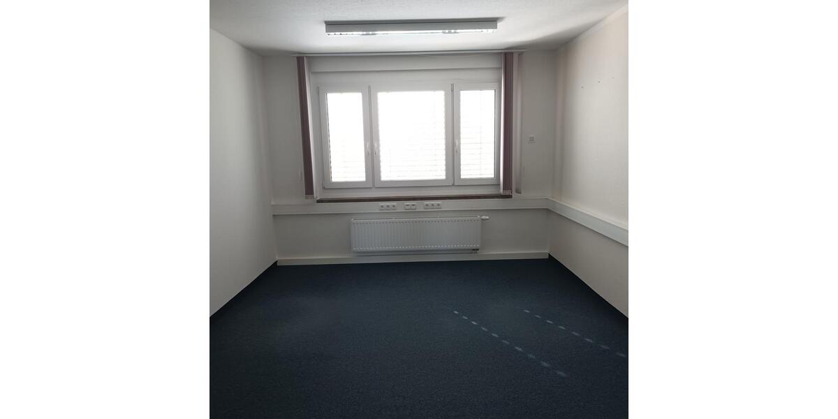 Gewerbeobjekt Hörselberg-Hainich Hainich - 400&euro; | Angebot:18250247