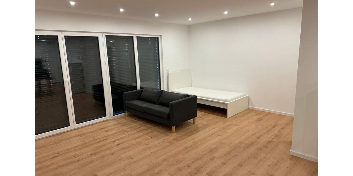 Erdgeschoßwohnung Bad Neustadt an der Saale - 1 Zimmer, 45 m&sup2;, 450&euro; | Angebot:24417027