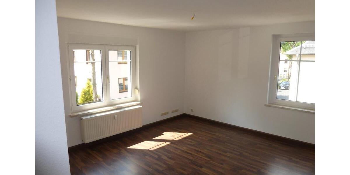 3-Raum-Wohnung mit Balkon - ländlich mit guter Infrastruktur 3 zimmer