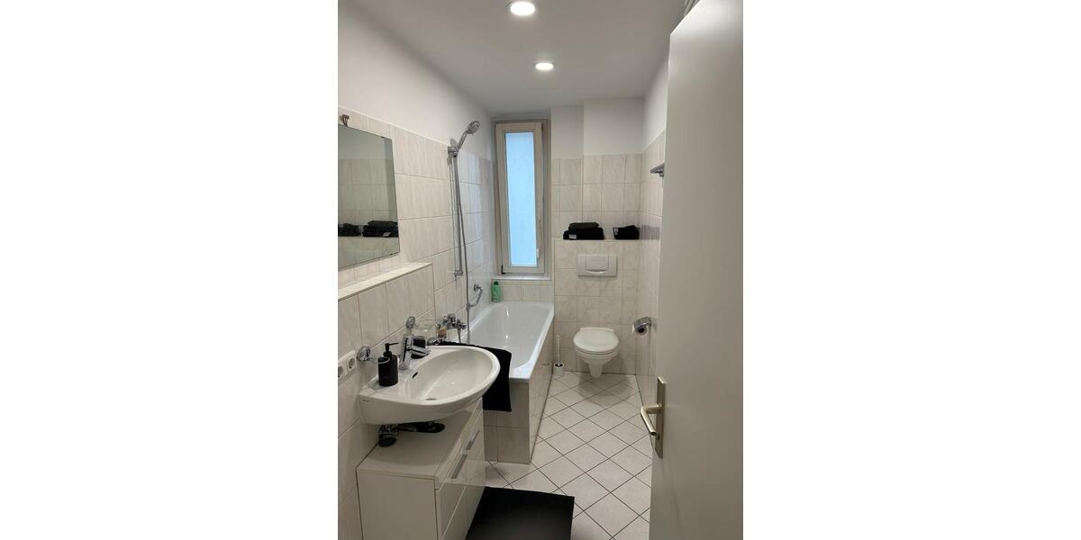 Etagenwohnung München Schwabing-Freimann - 1 Zimmer, 52 m&sup2;, 1.300&euro; | Angebot:26620627