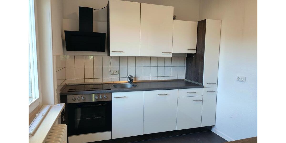 Etagenwohnung Bad Wildungen - 3 Zimmer, 107 m&sup2;, 695&euro; | Angebot:25924912