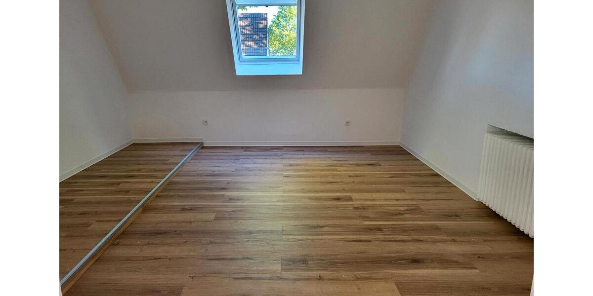 Dachgeschoßwohnung Meppen - 2.5 Zimmer, 60 m&sup2;, 850&euro; | Angebot:26489301