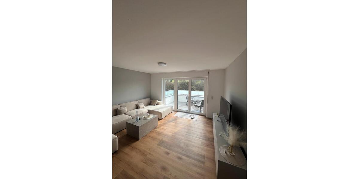 Etagenwohnung Weil Im Schönbuch - 2.5 Zimmer, 63 m&sup2;, 1.160&euro; | Angebot:26283896