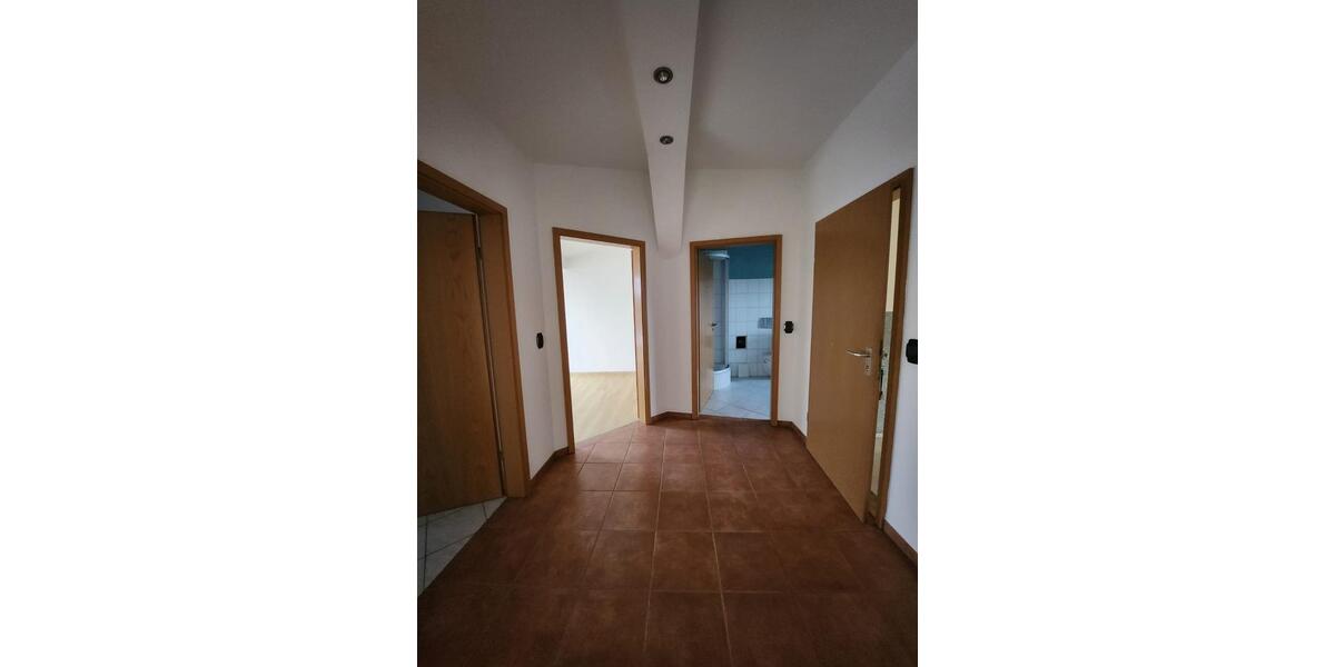 Dachgeschoßwohnung Güstrow - 3 Zimmer, 107 m&sup2;, 792&euro; | Angebot:25870491