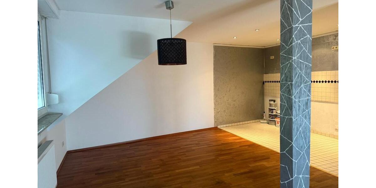Dachgeschoßwohnung Fell - 3 Zimmer, 90 m&sup2;, 800&euro; | Angebot:26566084