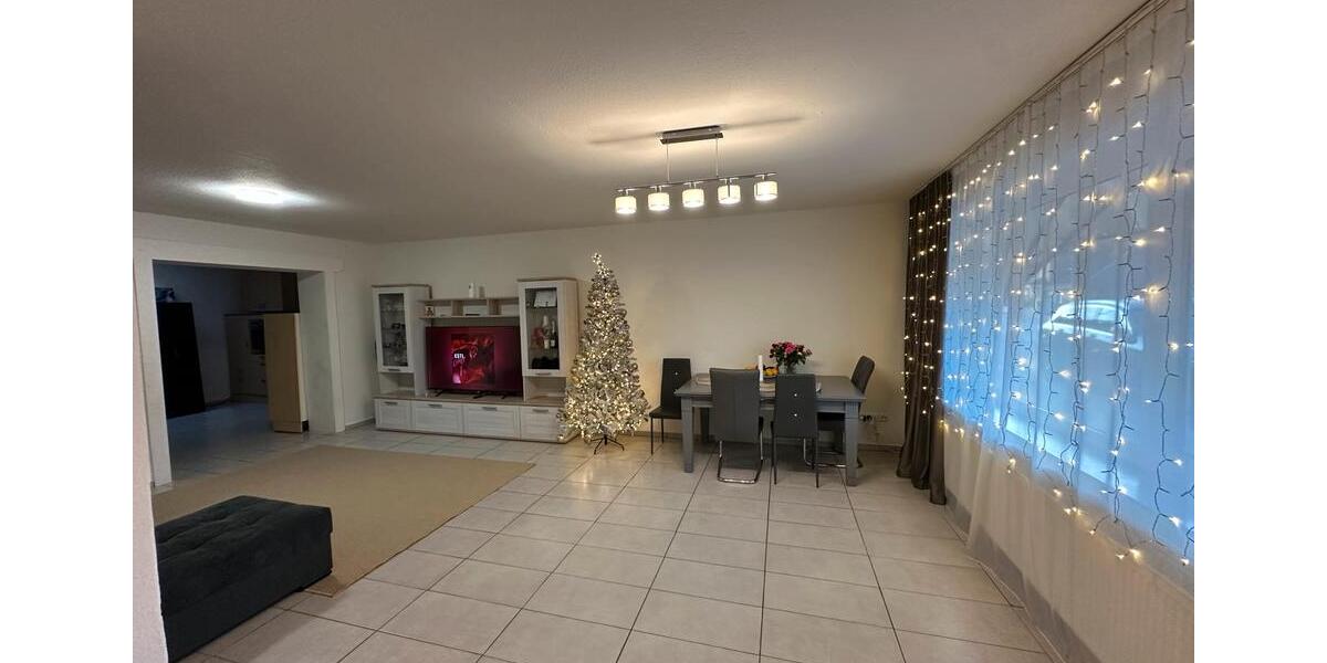 Etagenwohnung Kisdorf - 3 Zimmer, 100 m&sup2;, 1.250&euro; | Angebot:24876340