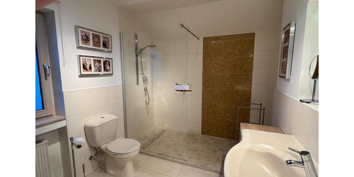 Dachgeschoßwohnung Linz am Rhein - 2 Zimmer, 45 m&sup2;, 980&euro; | Angebot:26049474