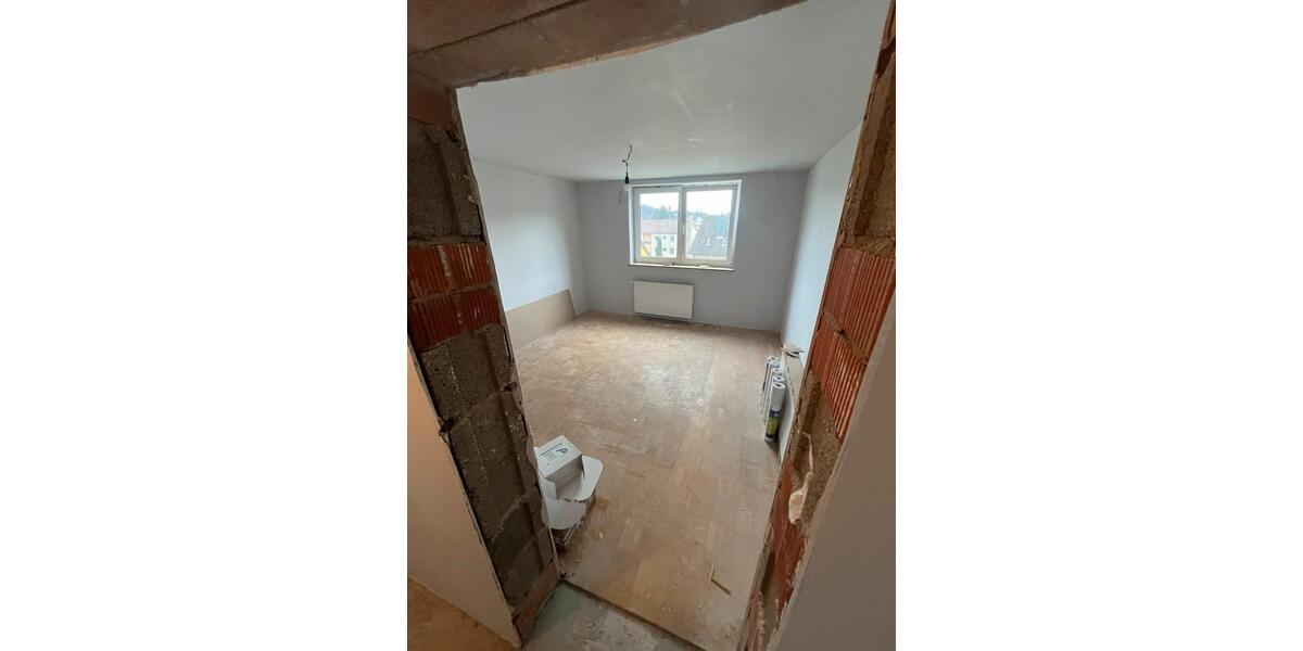 Erdgeschoßwohnung Boxberg - 5 Zimmer, 91 m&sup2;, 1.010&euro; | Angebot:25723178