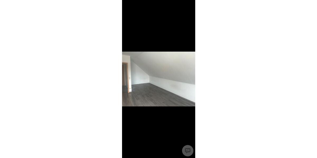 Dachgeschoßwohnung Sindelfingen Sindelfingen (Stadt) - 2 Zimmer, 64 m&sup2;, 865&euro; | Angebot:26646762