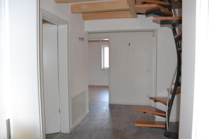 Wohnung Mainburg - 4 Zimmer, 131 m&sup2;, 1.150&euro; | Angebot:26612809