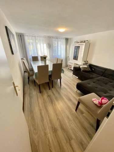 Mehrfamilienhaus, Wohnhaus Donaueschingen - 7 Zimmer, 120 m&sup2;, 1.700&euro; | Angebot:26674871