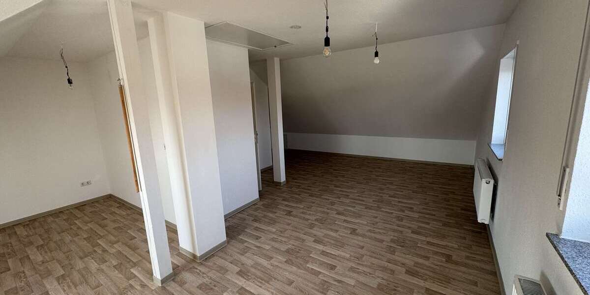 Einfamilienhaus Langenburg - 5.5 Zimmer, 149 m&sup2;, 1.041&euro; | Angebot:26090792