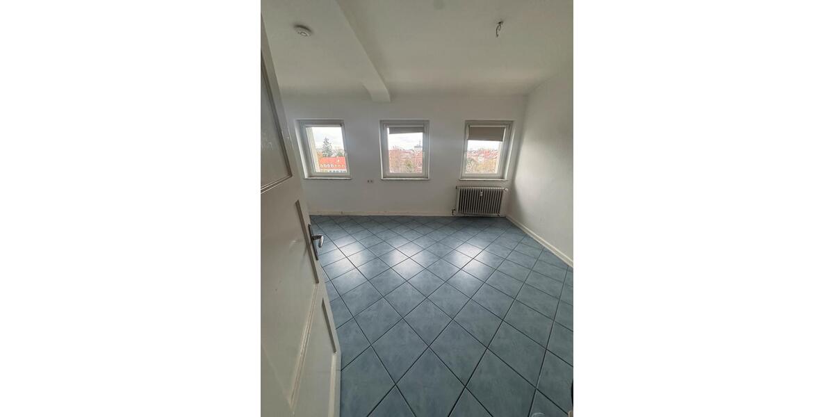 Etagenwohnung Bretten - 4 Zimmer, 18 m&sup2;, 450&euro; | Angebot:25945541