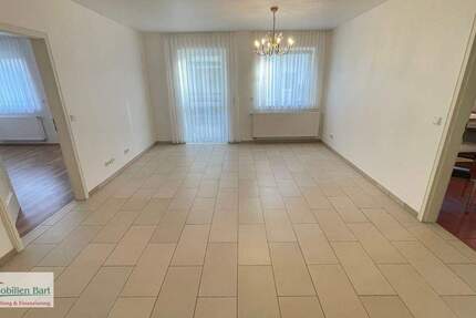 PERL: CHARMANTE ERDGESCHOSSWOHNUNG 3 SCHLAFZIMMER RUHIGE LAGE! 4 zimmer