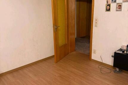 Wohnung Plettenberg - 5 Zimmer, 70 m&sup2;, 500&euro; | Angebot:25045413