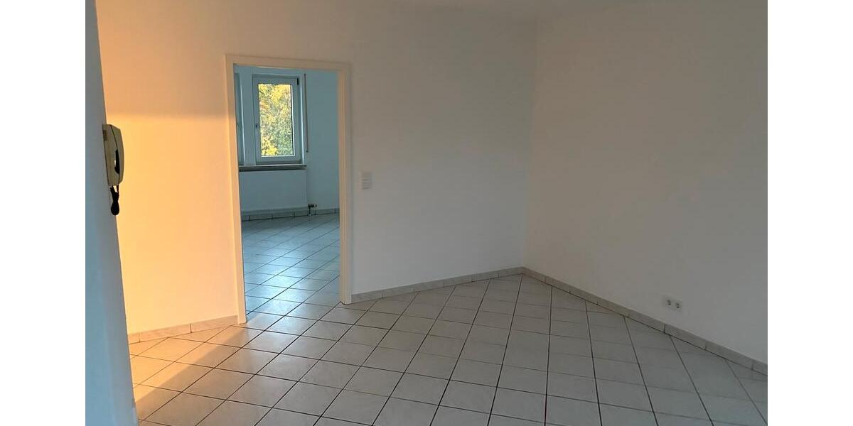 Etagenwohnung Schiffweiler - 3 Zimmer, 60 m&sup2;, 525&euro; | Angebot:25103297