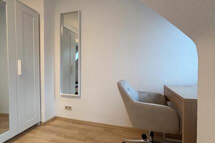 WG-Zimmer in Bestlage in Stuttgart-West 4 zimmer