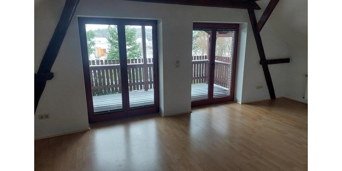 Dachgeschoßwohnung Südheide - 3 Zimmer, 100 m&sup2;, 800&euro; | Angebot:24373711