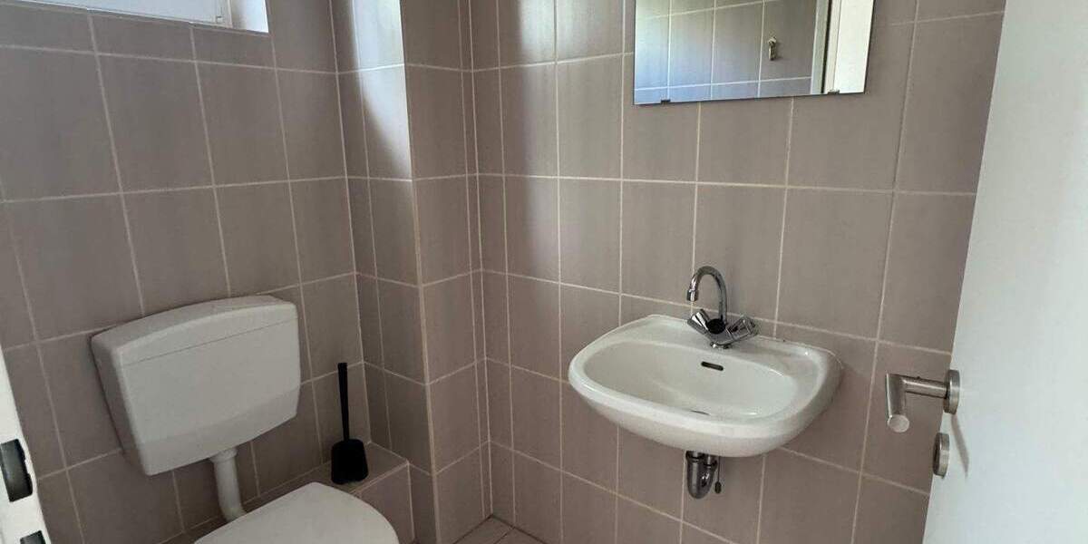 Reihenmittelhaus Binsfeld - 4 Zimmer, 122 m&sup2;, 979&euro; | Angebot:23086325