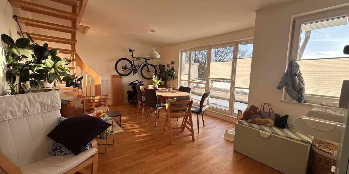 Etagenwohnung Lüneburg - 3 Zimmer, 102 m&sup2;, 1.175&euro; | Angebot:25269117