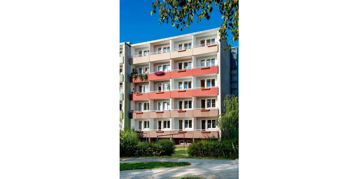Etagenwohnung Neustrelitz - 1 Zimmer, 27 m&sup2;, 192&euro; | Angebot:25431917