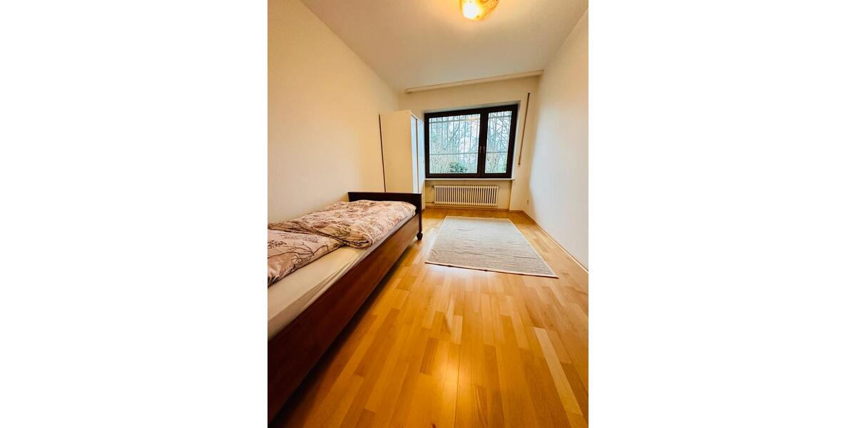 Erdgeschoßwohnung Saarbrücken Neue Bremm - 2 Zimmer, 40 m&sup2;, 590&euro; | Angebot:24687177