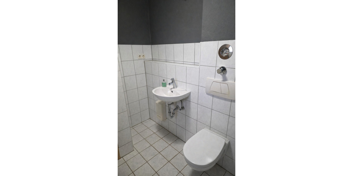 Dachgeschoßwohnung Hemer - 1 Zimmer, 50 m&sup2;, 400&euro; | Angebot:24712258