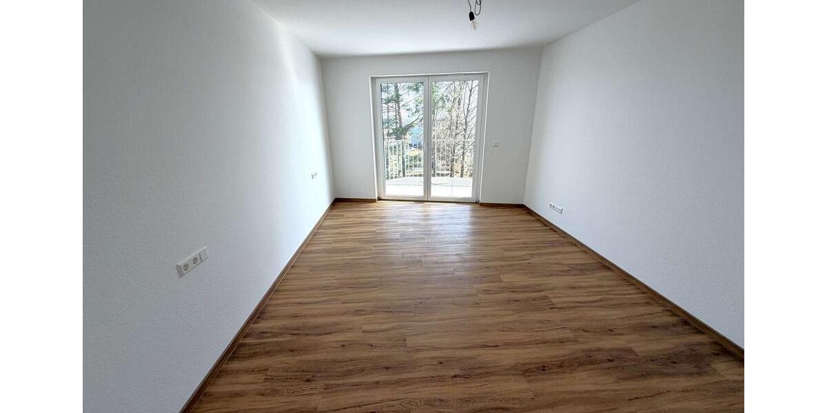 Dachgeschoßwohnung Eutingen im Gäu - 3 Zimmer, 113 m&sup2;, 1.440&euro; | Angebot:24491248