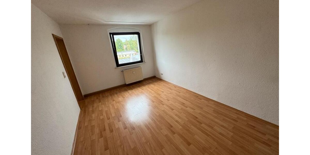 Etagenwohnung Schmölln - 2 Zimmer, 49 m&sup2;, 450&euro; | Angebot:26214054