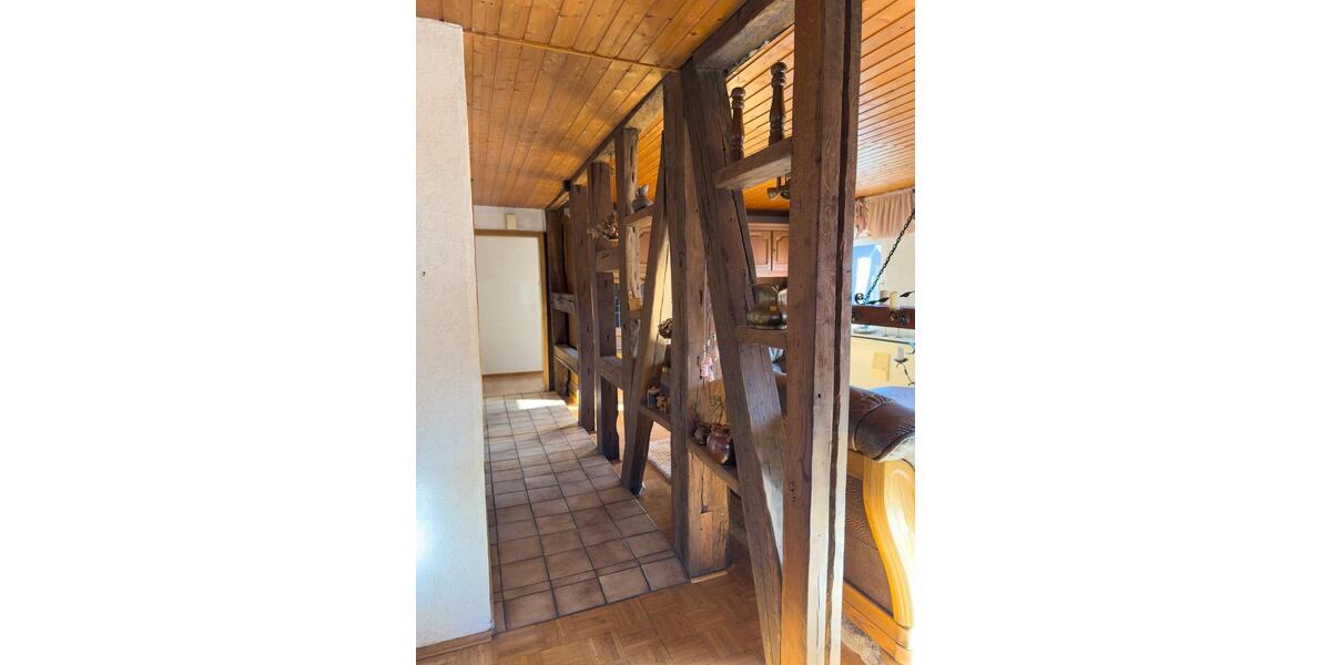 Etagenwohnung Kreuztal - 4 Zimmer, 138 m&sup2;, 1.139&euro; | Angebot:25235945