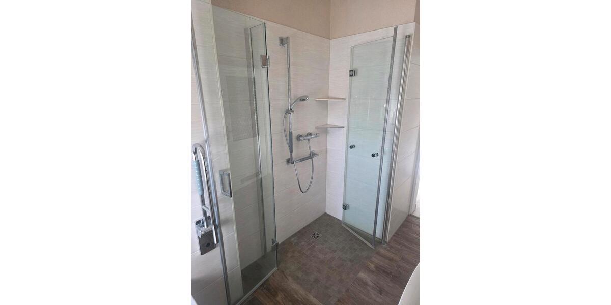 Etagenwohnung Großenhain - 4 Zimmer, 128 m&sup2;, 1.270&euro; | Angebot:26455403