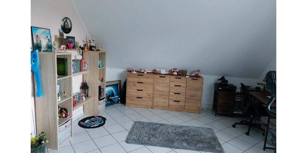 Etagenwohnung Espelkamp - 3 Zimmer, 125 m&sup2;, 800&euro; | Angebot:24815840