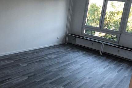 mit Einbauküche 2 Zimmer 60m² Wohnung bezugsfertig Berlin Spandau zu vermieten ab sofort frei mieten 2 zimmer
