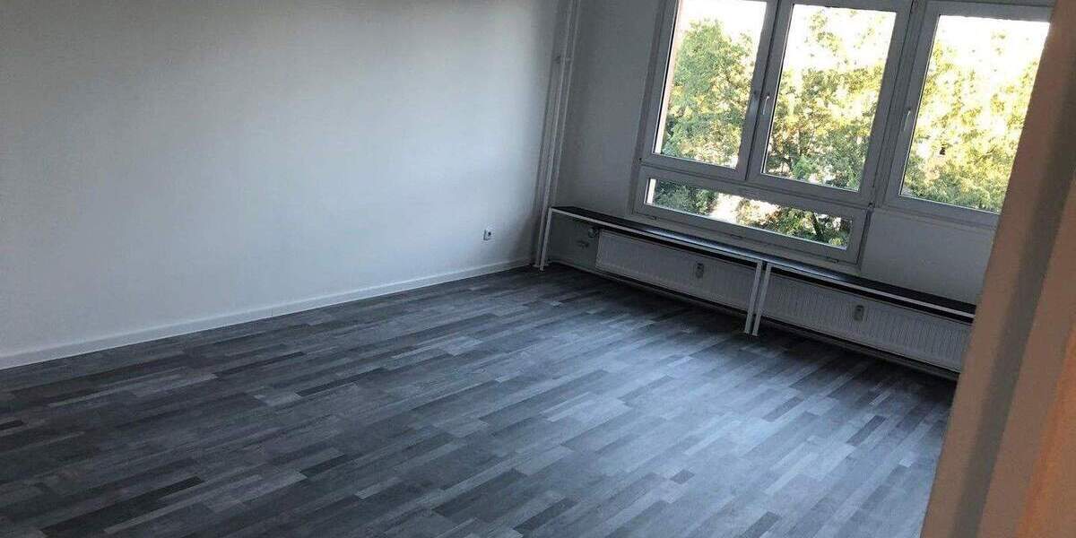 mit Einbauküche 2 Zimmer 60m² Wohnung bezugsfertig Berlin Spandau zu vermieten ab sofort frei mieten 2 zimmer
