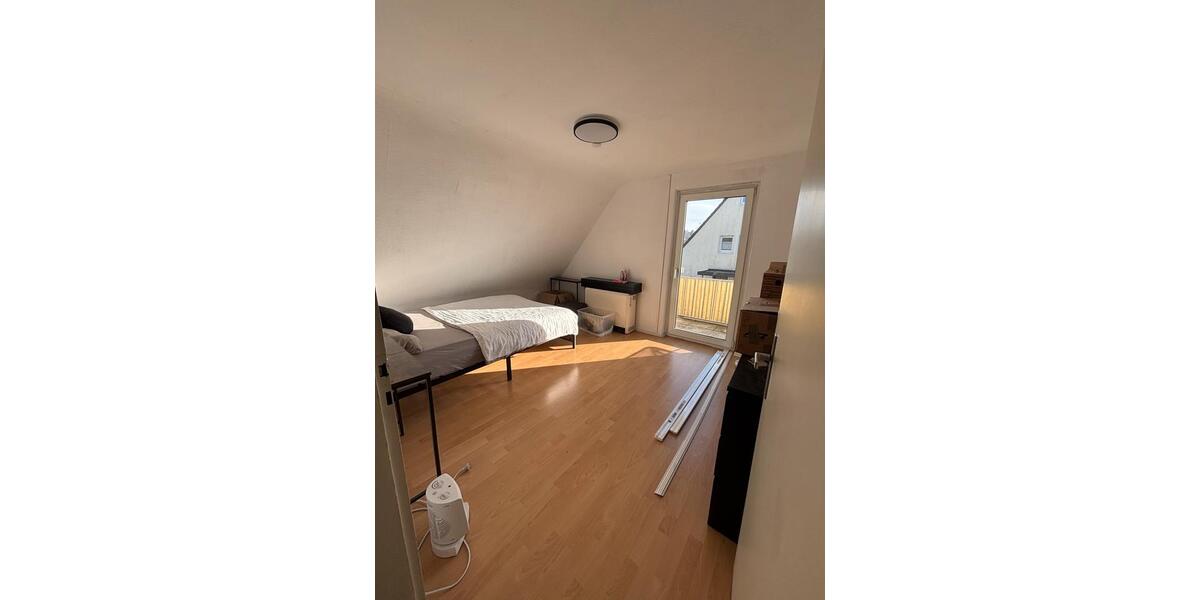 Freistehendes Einfamilienhaus mit großem Garten zur Miete! 7 zimmer