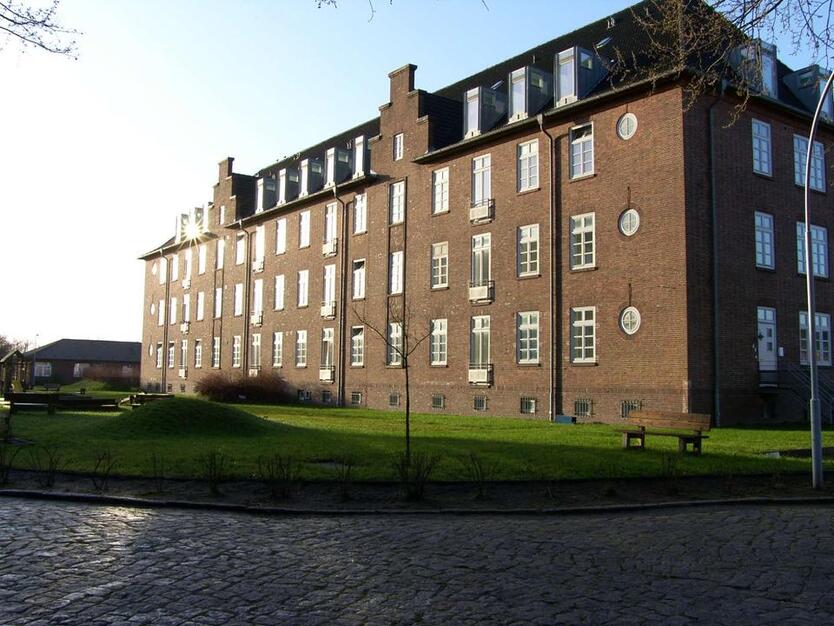 Helle 3-Zimmer-Dachgeschoss in der ehemaligen Grenzlandkaserne zu vermieten !