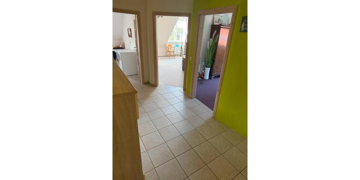 Etagenwohnung Bützow - 4 Zimmer, 100 m&sup2;, 1.300&euro; | Angebot:25961025