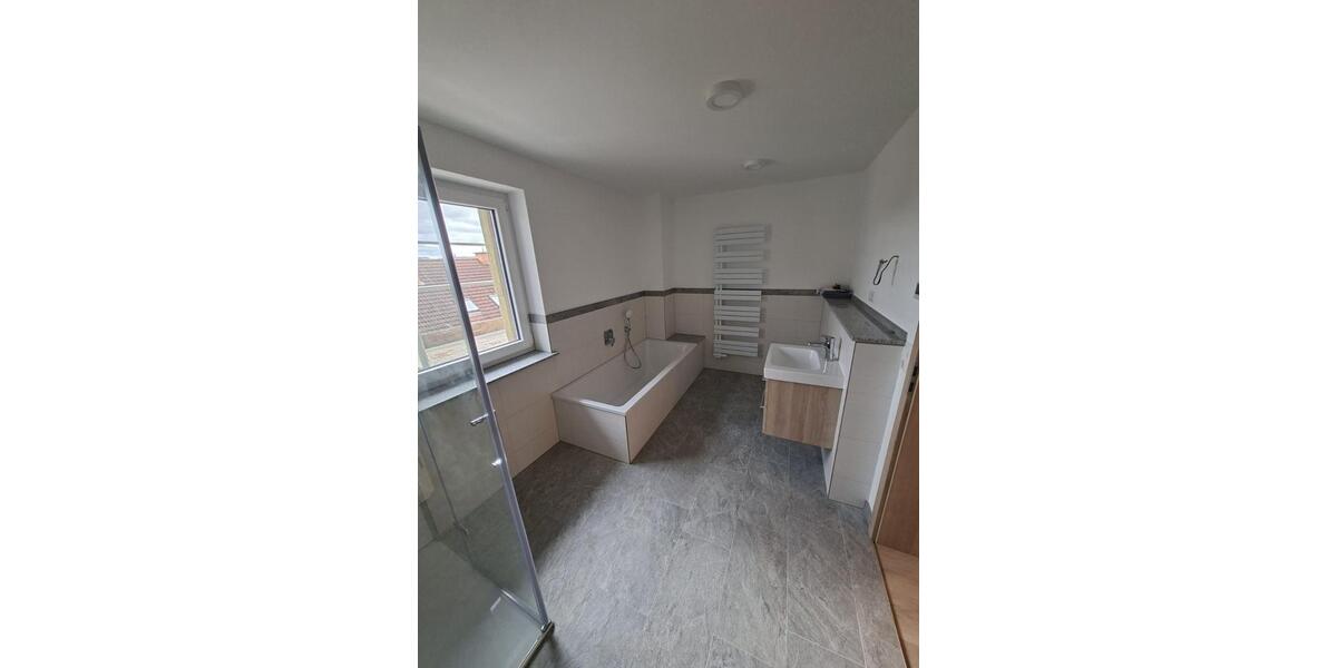 Luxuriöser Erstbezug: 5-Zimmer-Wohnung mit Balkon in Mylau 5 zimmer