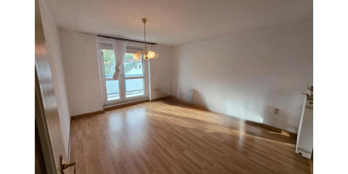 Etagenwohnung Nienburg (Saale) - 2 Zimmer, 50 m&sup2;, 415&euro; | Angebot:26123974