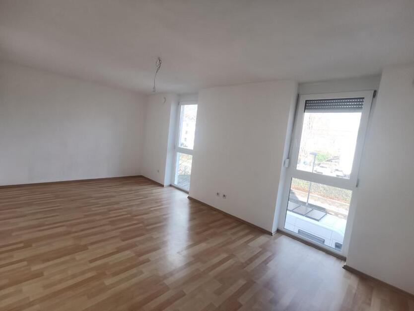 3-Zimmer-Wohnung mit Balkon, EBK und TG zimmer