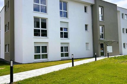 Wohnung Jestetten - 3 Zimmer, 92 m&sup2;, 1.100&euro; | Angebot:26088254