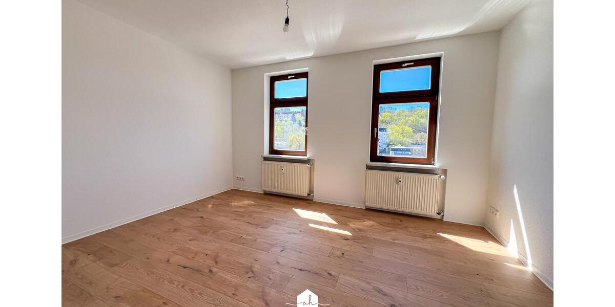 Dachgeschoßwohnung Greiz - 4 Zimmer, 83 m&sup2;, 480&euro; | Angebot:26476621