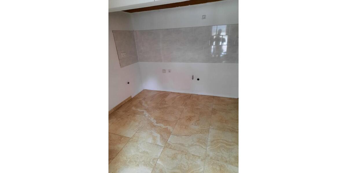 Schöne 4-Zimmer-Wohnung mit Balkon in Staufenberg 4 zimmer