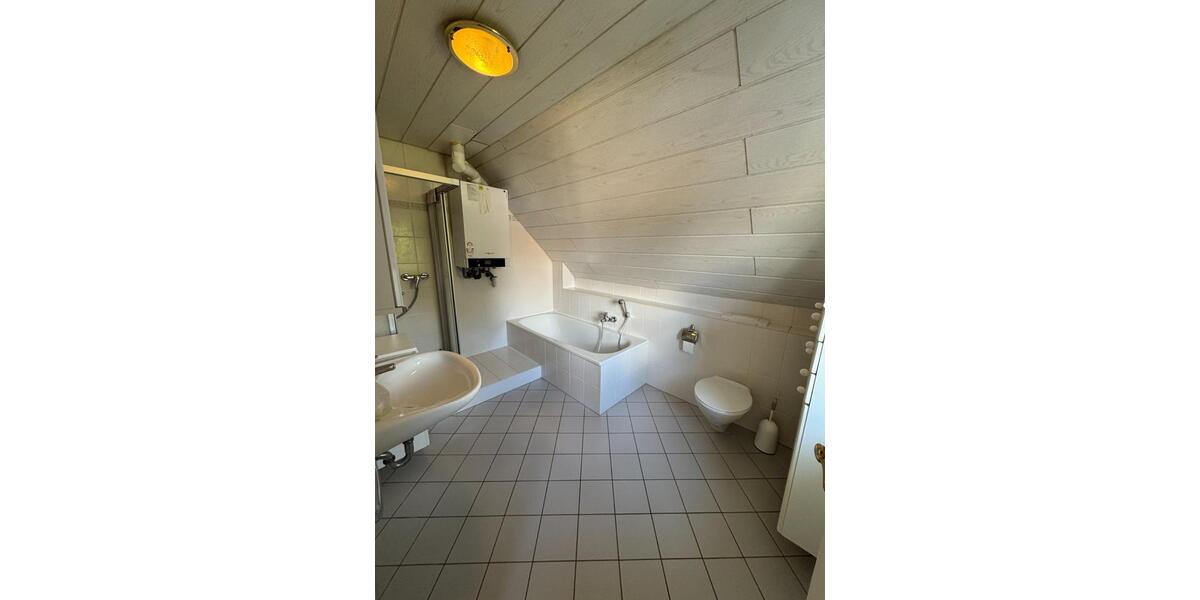 90 m² Anliegerwohnung mit Terrasse – ruhig & gepflegt 3 Zimmer 3 zimmer