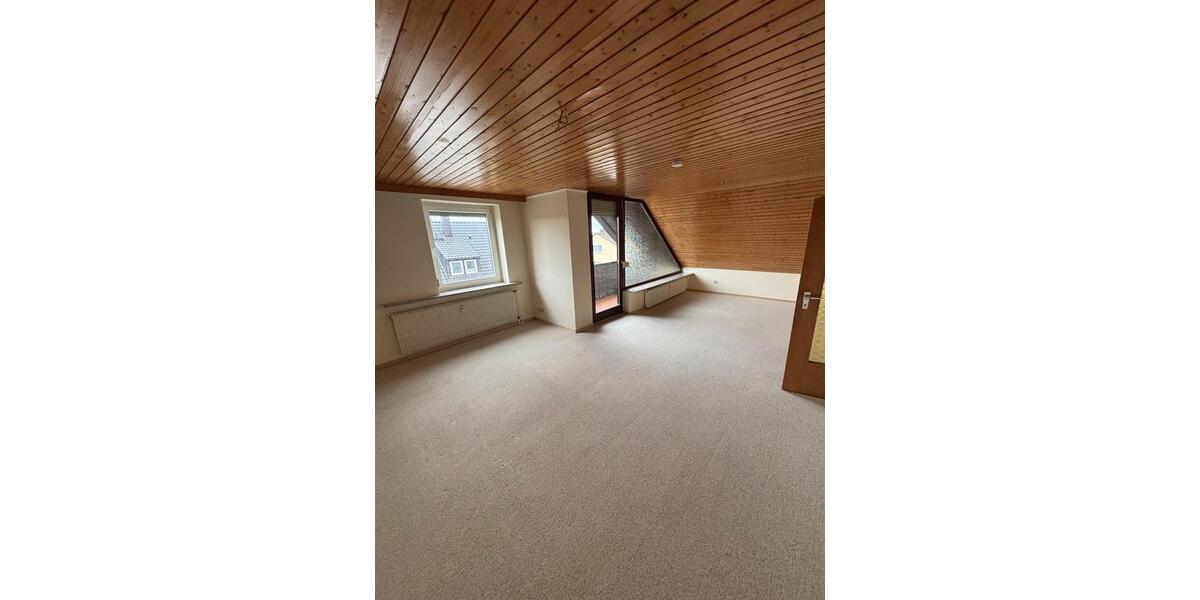 Mehrfamilienhaus, Wohnhaus Weiden in der Oberpfalz - 3 Zimmer, 80 m&sup2;, 948&euro; | Angebot:24996689