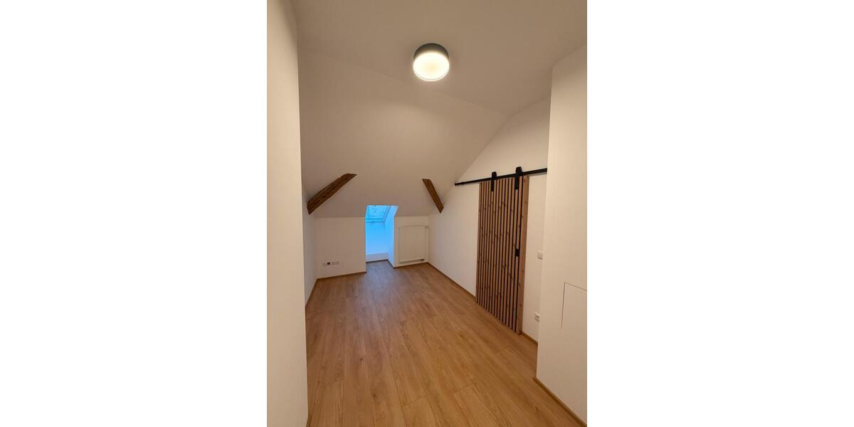 Etagenwohnung Geiselhöring - 2 Zimmer, 67 m&sup2;, 715&euro; | Angebot:26671321